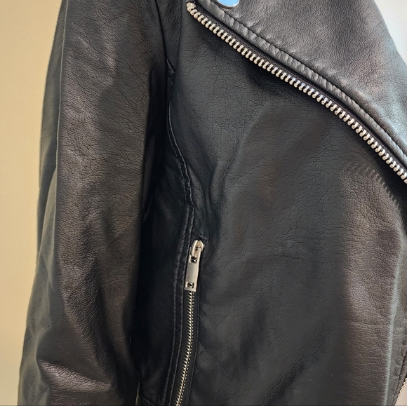 STREET WEAR SOCIETY FAUX BLACK LEATHER ZIPPER JACKET SIZE M - Picture 3 of 7